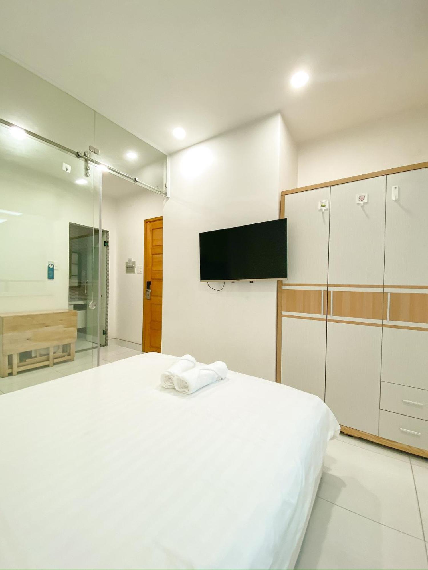 Hotel Aloha House